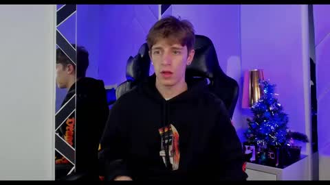 Romeo Ricci online show from December 29, 12:30 am