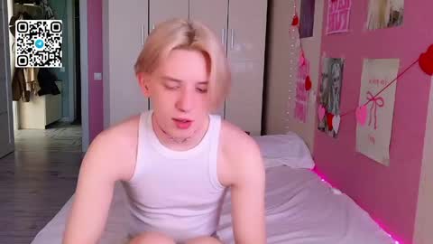 Ron online show from April 25, 5:54 am