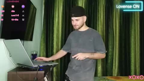 Ronny online show from February 15, 4:37 pm