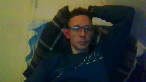 rororober online show from February 23, 6:42 pm