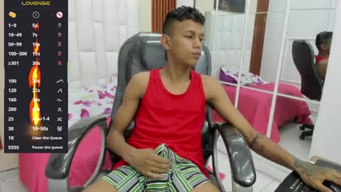 RORY CASTRO online show from April 7, 6:08 pm