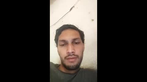 Snapshot of roskof69 chatting on January 29, 7:11 pm Ribuu online show from January 29, 7:11 pm
