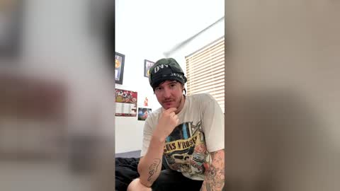 ross158609 online show from May 19, 3:29 pm