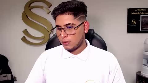 roswall25 online show from January 17, 8:50 am