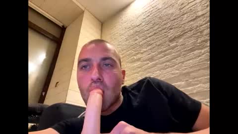 Snapshot of rotteei1 chatting on October 9, 5:51 pm rotteei1 online show from October 9, 5:51 pm
