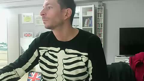 Snapshot of roubarixx chatting on November 1, 9:35 am roubarixx online show from November 1, 9:35 am