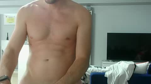 Snapshot of roubarixx chatting on September 9, 1:43 pm roubarixx online show from September 9, 1:43 pm