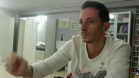 Snapshot of roubarixx chatting on October 21, 8:17 am roubarixx online show from October 21, 8:17 am