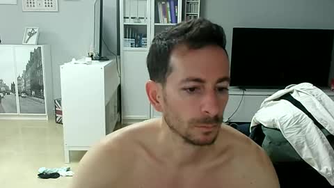 Snapshot of roubarixx chatting on March 7, 8:56 am roubarixx online show from March 7, 8:56 am