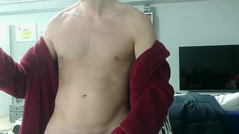 Snapshot of roubarixx chatting on October 29, 9:12 am roubarixx online show from October 29, 9:12 am