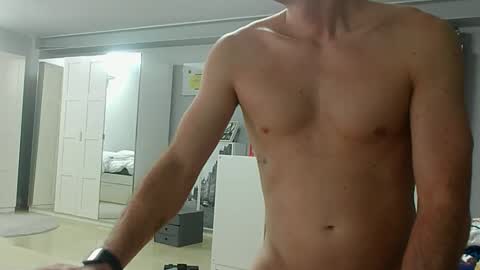 Snapshot of roubarixx chatting on October 22, 8:18 am roubarixx online show from October 22, 8:18 am