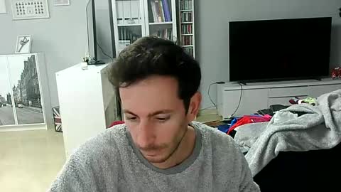 Snapshot of roubarixx chatting on March 2, 6:57 pm roubarixx online show from March 2, 6:57 pm