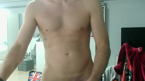 Snapshot of roubarixx chatting on October 31, 9:23 am roubarixx online show from October 31, 9:23 am