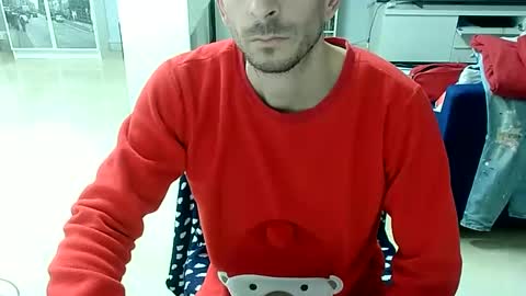 Snapshot of roubarixx chatting on January 2, 8:39 am roubarixx online show from January 2, 8:39 am