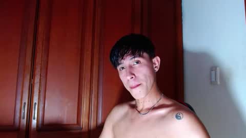 Snapshot of rowanboy23 chatting on September 20, 4:01 am rowanboy23 online show from September 20, 4:01 am