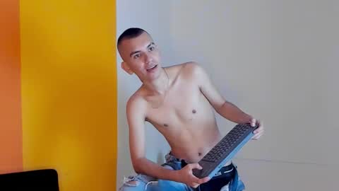 Rowan online show from October 21, 1:36 pm