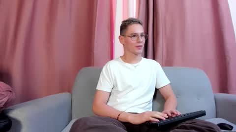 Kairo  online show from September 25, 7:24 pm