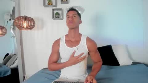 Royland Vega online show from February 3, 1:27 pm