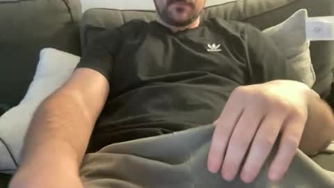 roythegil online show from March 21, 10:14 pm