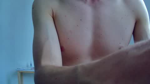 Roy online show from September 13, 7:59 pm