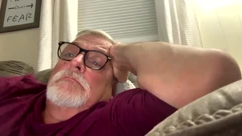 Snapshot of rs006 chatting on October 6, 2:38 am rs006 online show from October 6, 2:38 am