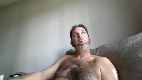 rubbingoneout714 online show from December 15, 4:37 pm