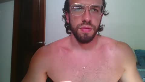 Snapshot of rubio121 chatting on October 3, 8:25 pm rubio121 online show from October 3, 8:25 pm