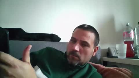 rul3ssuck online show from October 15, 7:05 am