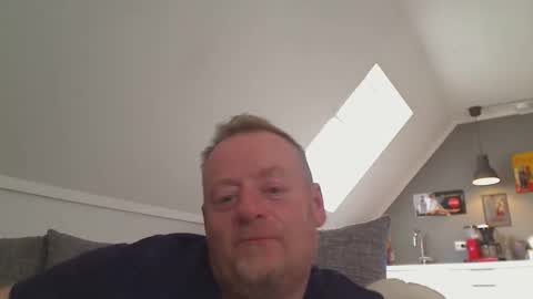 Snapshot of runepetter chatting on September 22, 8:58 am bignorwegian online show from September 22, 8:58 am