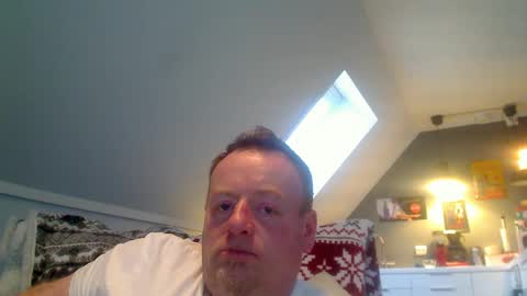 Snapshot of runepetter chatting on February 22, 2:59 pm bignorwegian online show from February 22, 2:59 pm