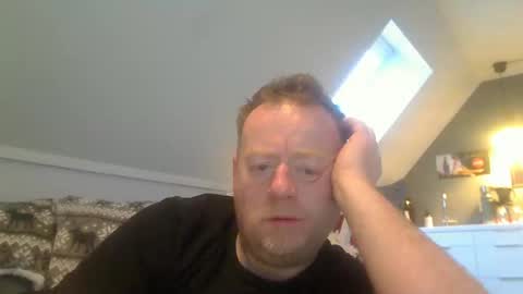 Snapshot of runepetter chatting on February 27, 8:06 am bignorwegian online show from February 27, 8:06 am