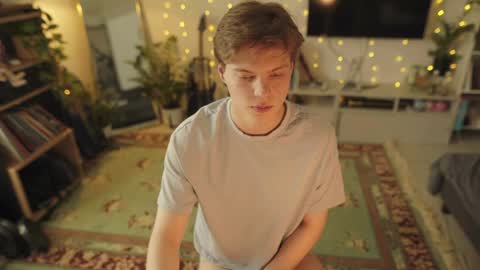 rusbradpitt online show from April 8, 2:37 pm