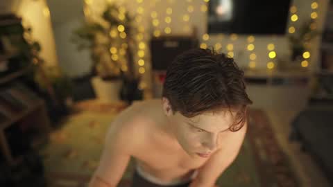 rusbradpitt online show from May 11, 5:21 pm