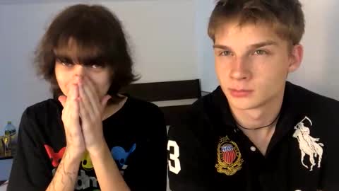 2 brothers Adam and Alex online show from September 23, 10:14 am