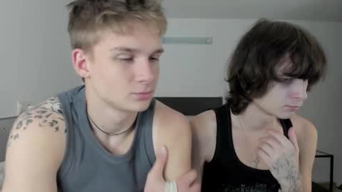 2 brothers Adam and Alex online show from September 8, 11:04 pm