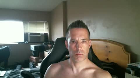 Snapshot of rustic_cuse_777 chatting on October 20, 8:35 pm rustic_cuse_777 online show from October 20, 8:35 pm