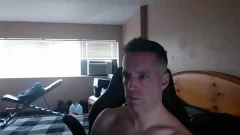 rustic_cuse_777 online show from February 11, 6:57 pm