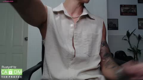 Snapshot of rustynf1tz chatting on December 2, 12:05 pm MillionDollarGuy online show from December 2, 12:05 pm
