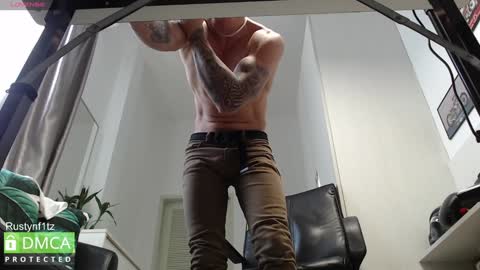 Snapshot of rustynf1tz chatting on February 3, 5:07 am MillionDollarGuy online show from February 3, 5:07 am