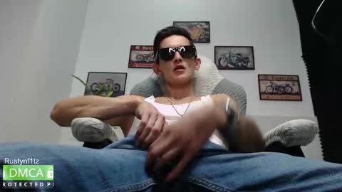 MillionDollarGuy online show from November 21, 5:12 pm