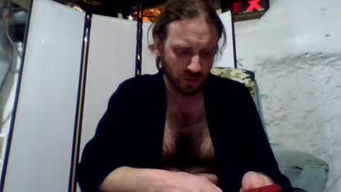 Snapshot of rwb1982 chatting on January 3, 1:27 am rwb1982 online show from January 3, 1:27 am