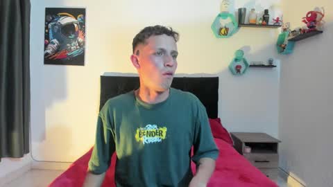 Snapshot of ryan15_ chatting on February 3, 2:36 am Ryan 15 online show from February 3, 2:36 am