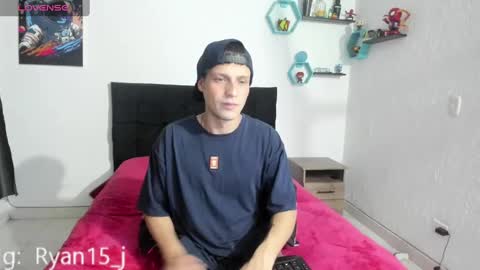Snapshot of ryan15_ chatting on February 18, 11:11 am Ryan 15 online show from February 18, 11:11 am