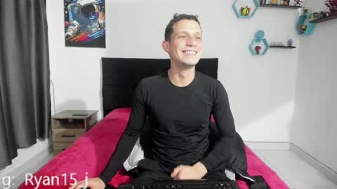 Snapshot of ryan15_ chatting on February 22, 2:06 pm Ryan 15 online show from February 22, 2:06 pm