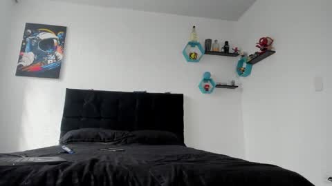 Snapshot of ryan15_ chatting on January 11, 12:29 pm Ryan 15 online show from January 11, 12:29 pm