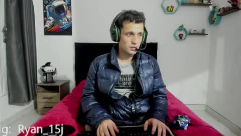 Snapshot of ryan15_ chatting on September 9, 1:27 am Ryan 15 online show from September 9, 1:27 am