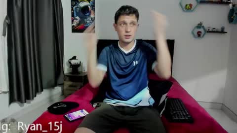 Snapshot of ryan15_ chatting on September 11, 10:14 am Ryan 15 online show from September 11, 10:14 am