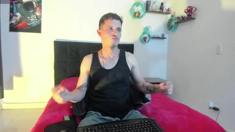 Snapshot of ryan15_ chatting on February 9, 11:15 pm Ryan 15 online show from February 9, 11:15 pm