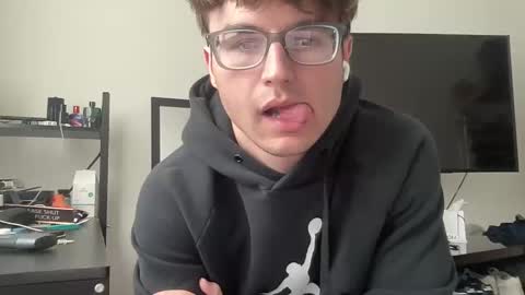 ryan online show from April 25, 7:00 pm