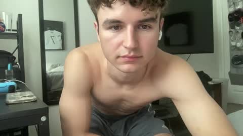 Snapshot of ryan287747 chatting on September 9, 8:08 pm ryan online show from September 9, 8:08 pm